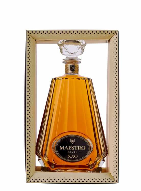 Коньяк «Maestro» Reserva, XXO 20 лет. 0,7
