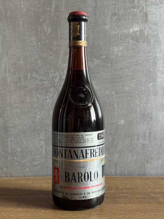 Вино Fontanafredda Barolo 1965 года.