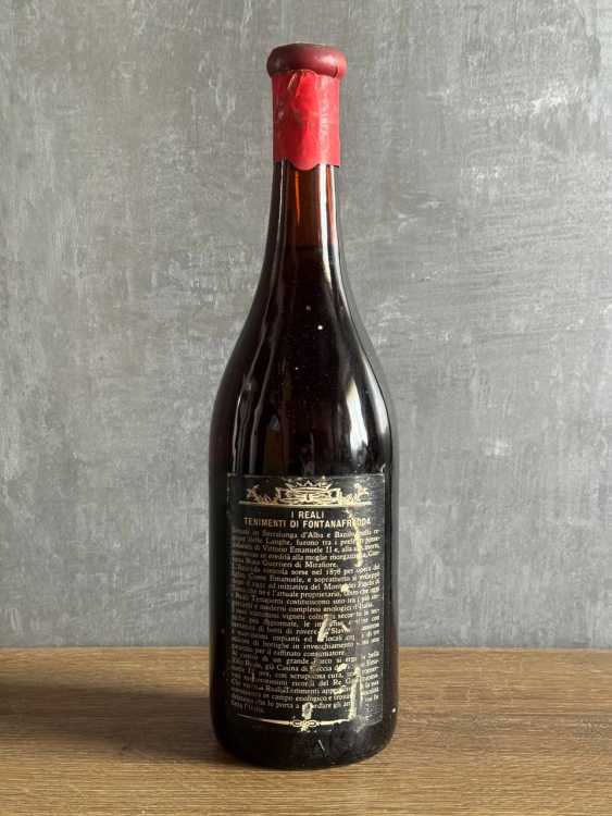 Вино Fontanafredda Barolo 1970 года.