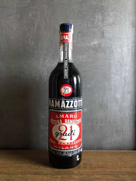 Ликер "Amaro Felsina Ramazzotti 18" 1L 70-е года. 