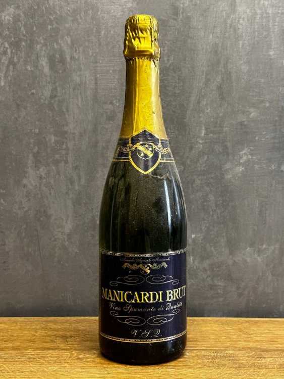 Вино Vino Spumante di Qualità Manicardi Brut 90-е года. 