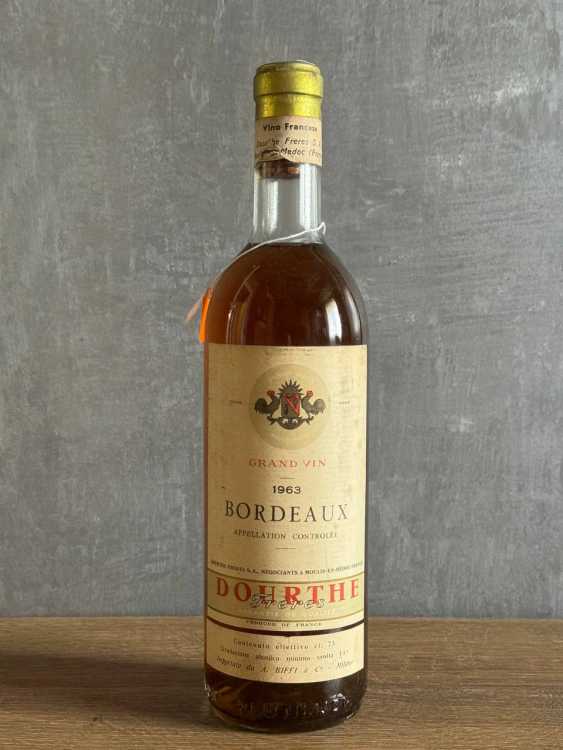 Вино Dohrthe Bordeaux 1963 года.