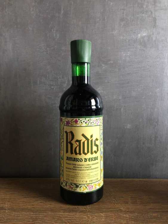 Бальзам  "Radis Amaro D' Erbe" 0,7L - 70-е года. 