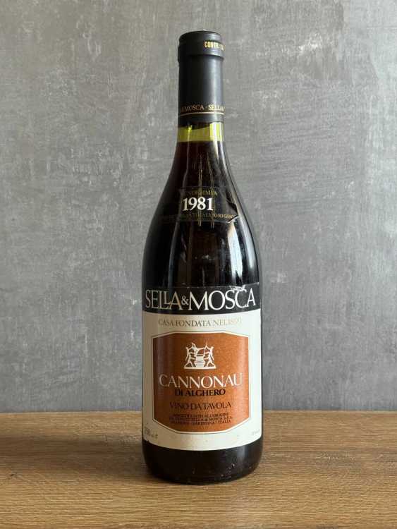 Вино Sella & Mosca Cannonau di Alghero 1981 года.